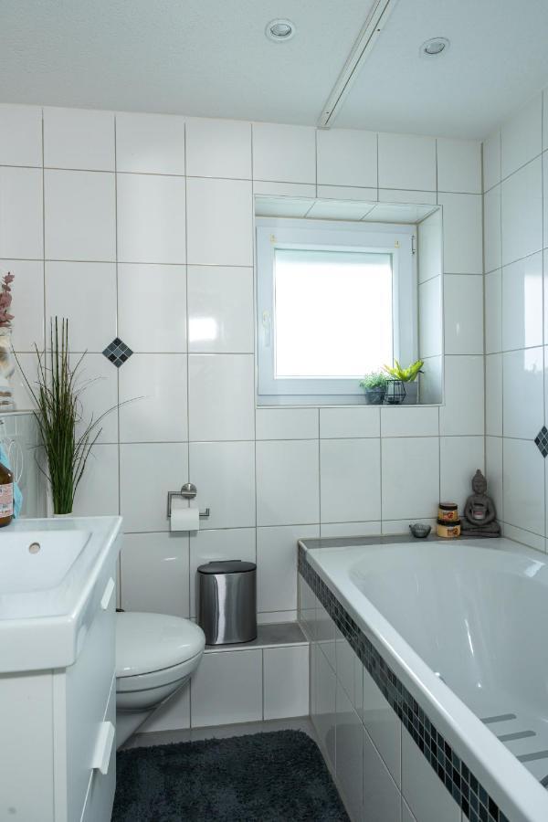 #2 Grosses Zimmer Mit Pool Und Garten Меммінген Екстер'єр фото