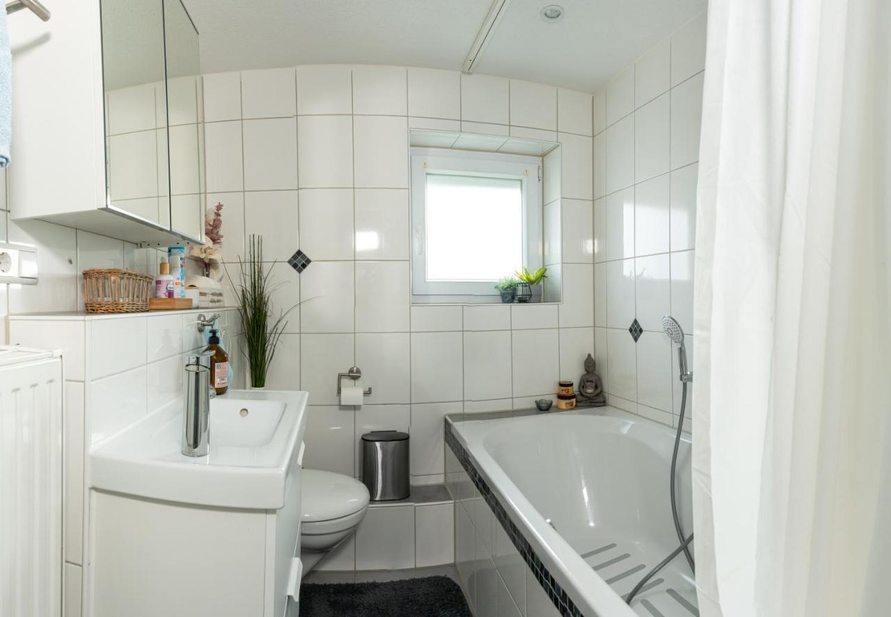 #2 Grosses Zimmer Mit Pool Und Garten Меммінген Екстер'єр фото