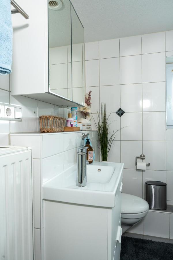 #2 Grosses Zimmer Mit Pool Und Garten Меммінген Екстер'єр фото